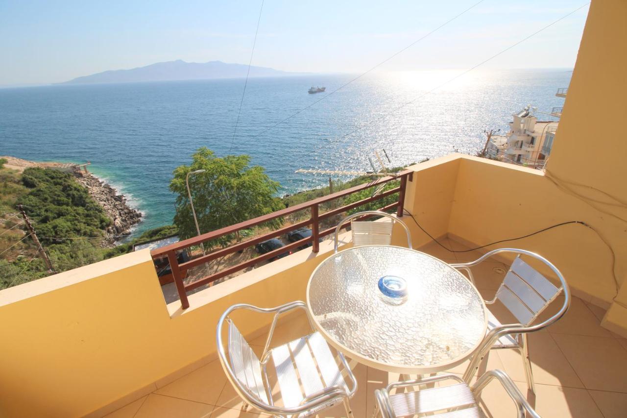 Klajdi Apartaments Sarande Exterior photo