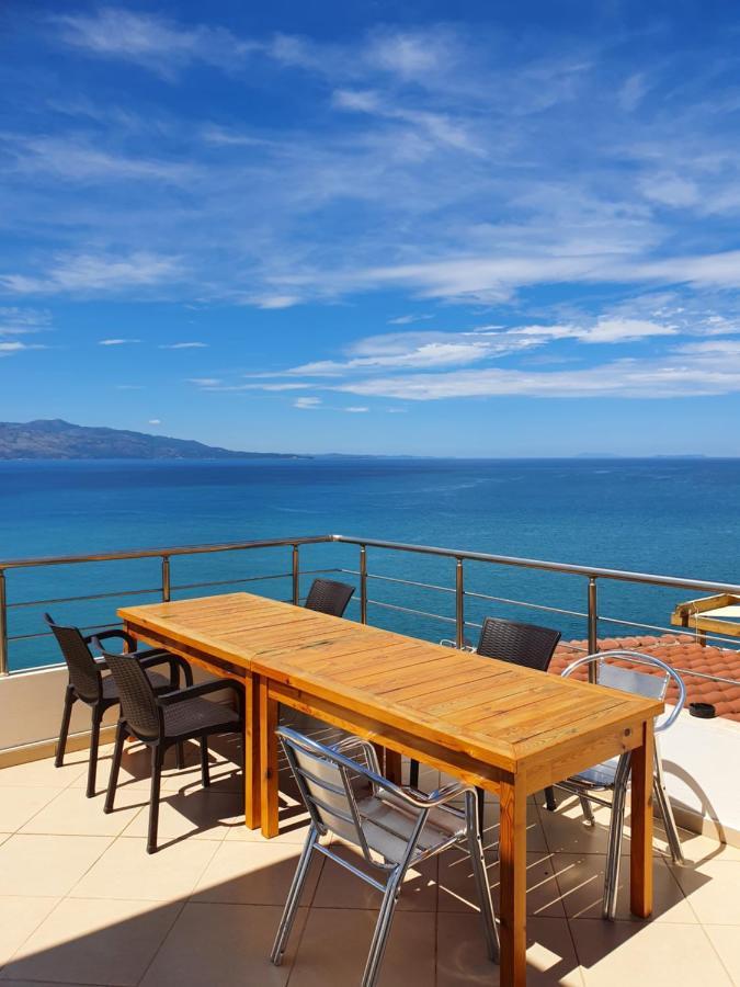 Klajdi Apartaments Sarande Exterior photo
