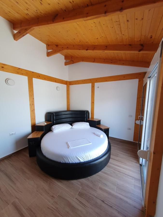 Klajdi Apartaments Sarande Exterior photo