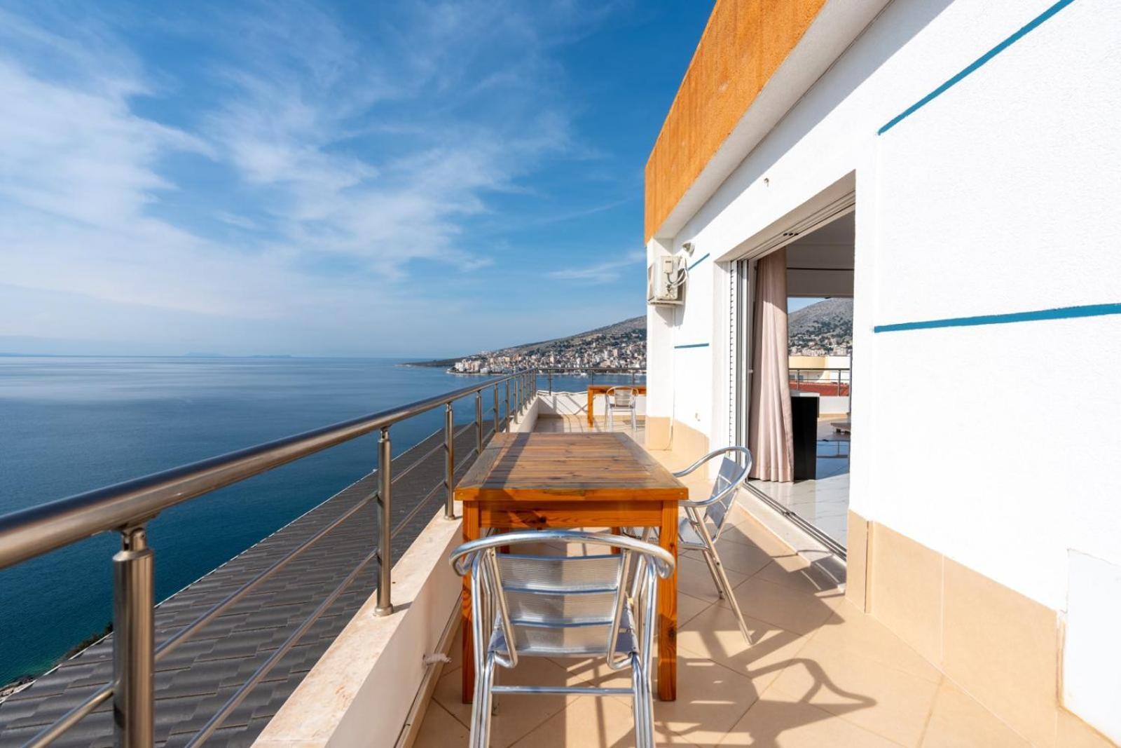 Klajdi Apartaments Sarande Exterior photo
