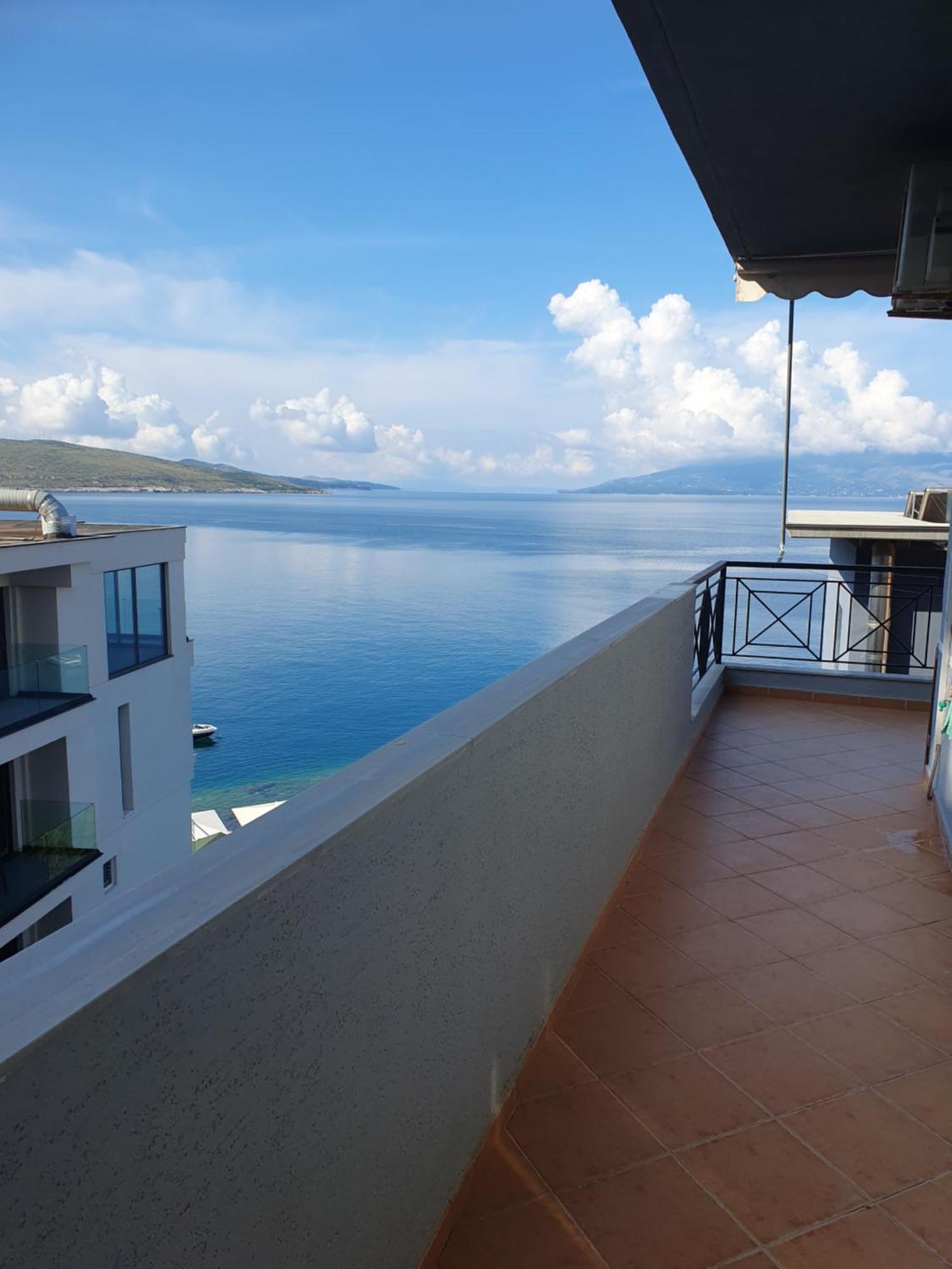 Klajdi Apartaments Sarande Exterior photo